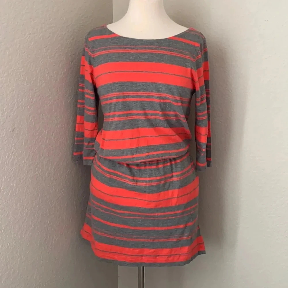 BANANA REPUBLIC grey and coral striped dress with elastic waist